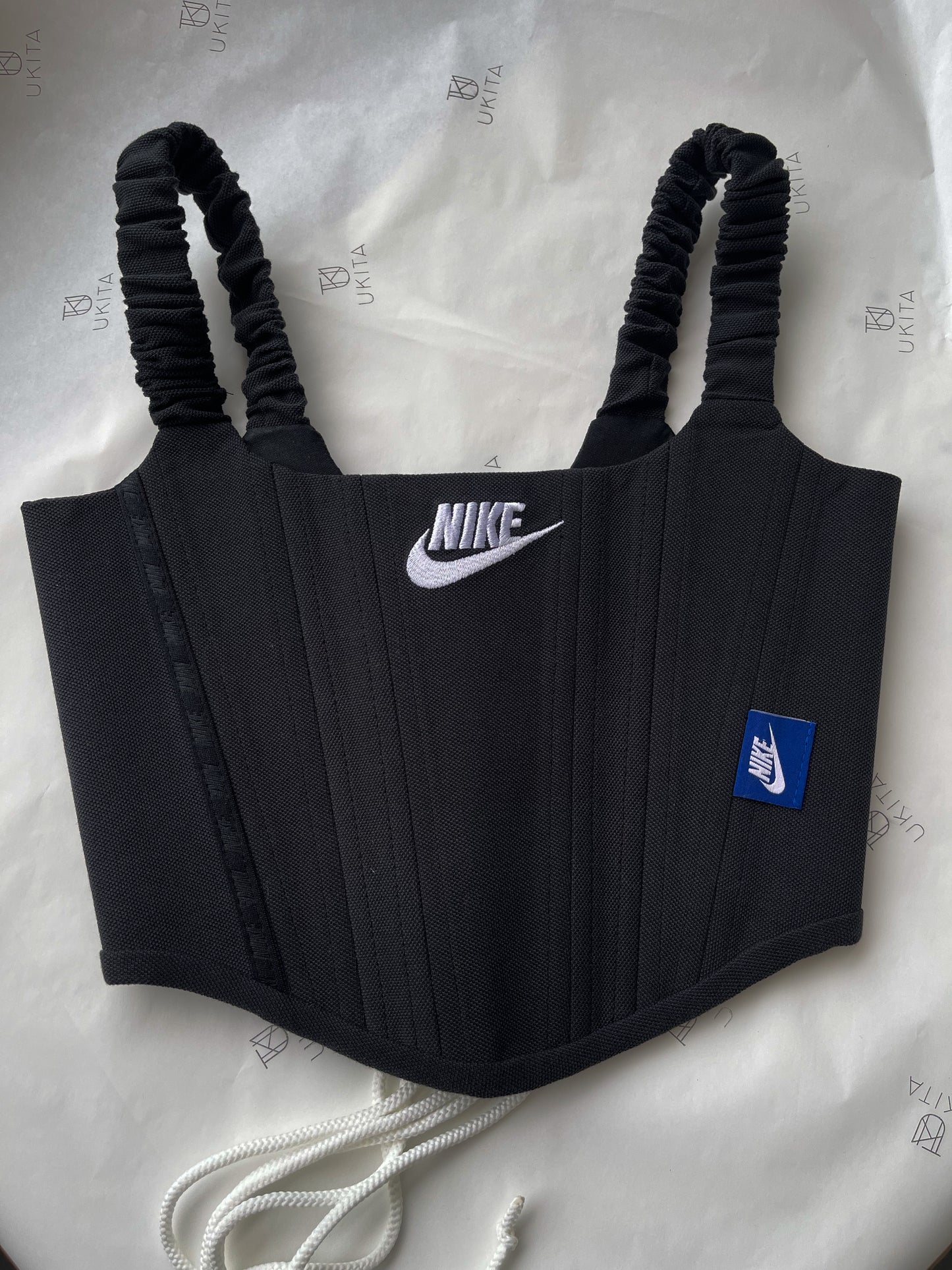 CORSETTO NIKE BLACK - U K I T A