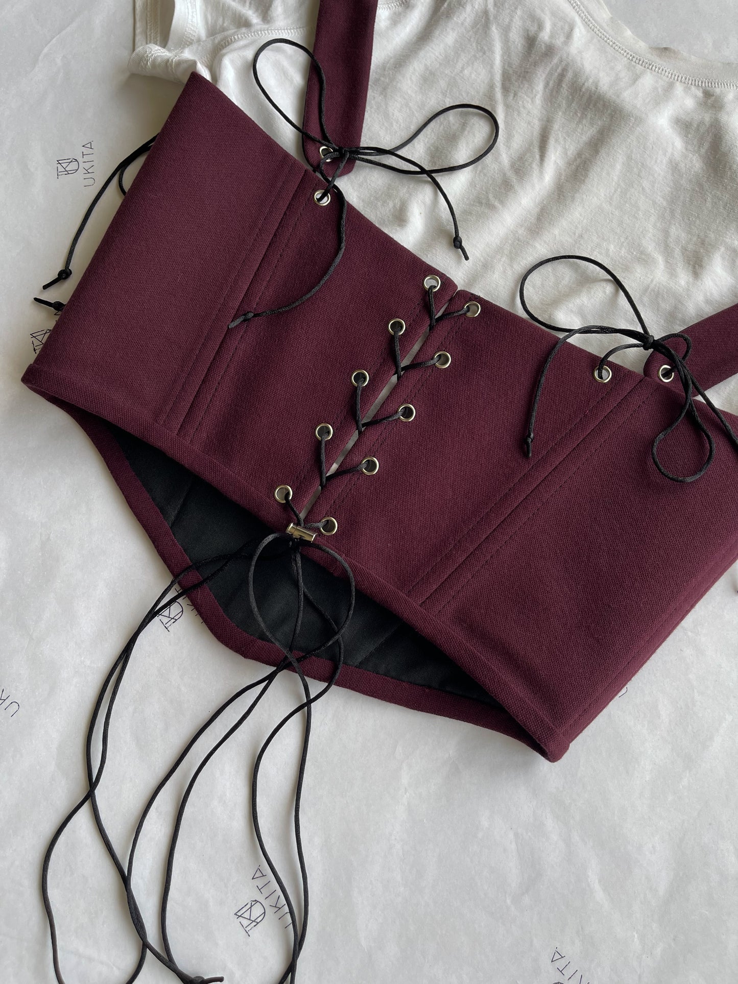 CORSETTO SOTTOSENO BORDEAUX - U K I T A