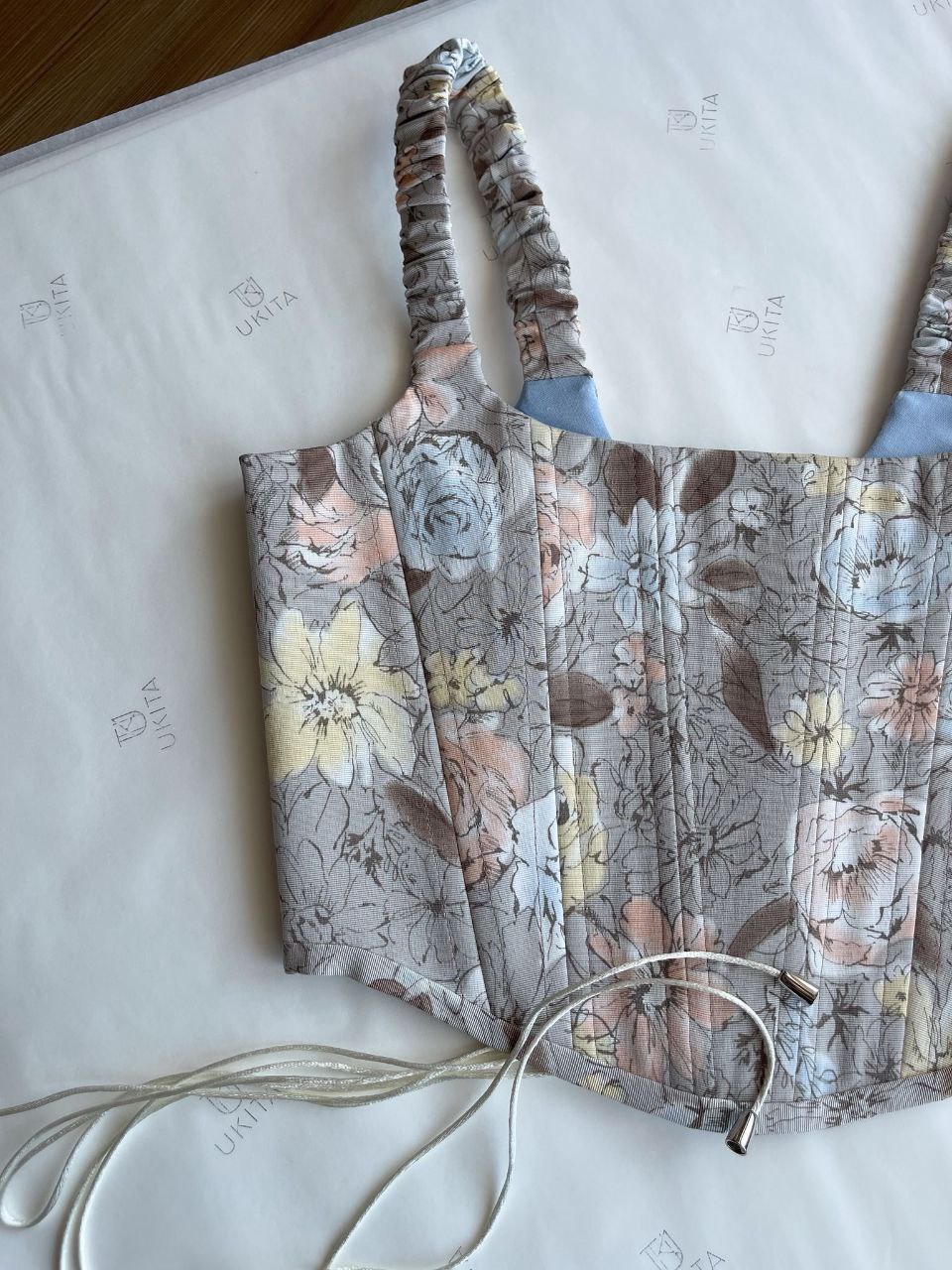 CORSETTO FLOREALE - U K I T A