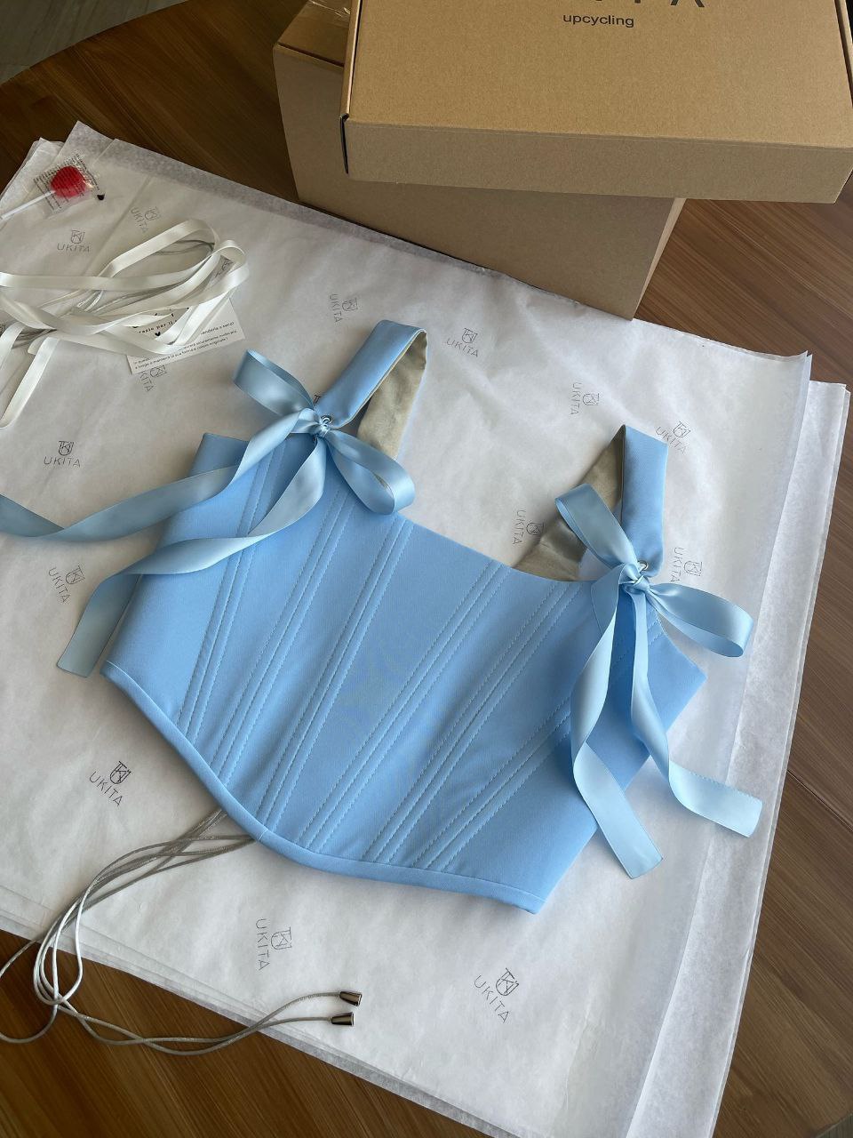 CORSETTO AZZURRO - U K I T A