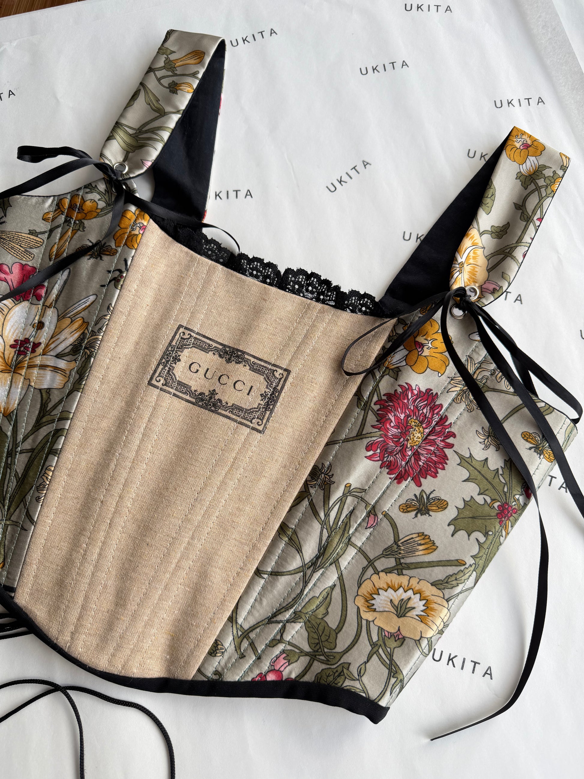 CORSETTO FLOREALE - U K I T A