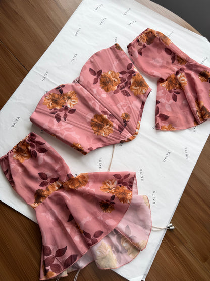 CORSETTO CON MANICHE - U K I T A