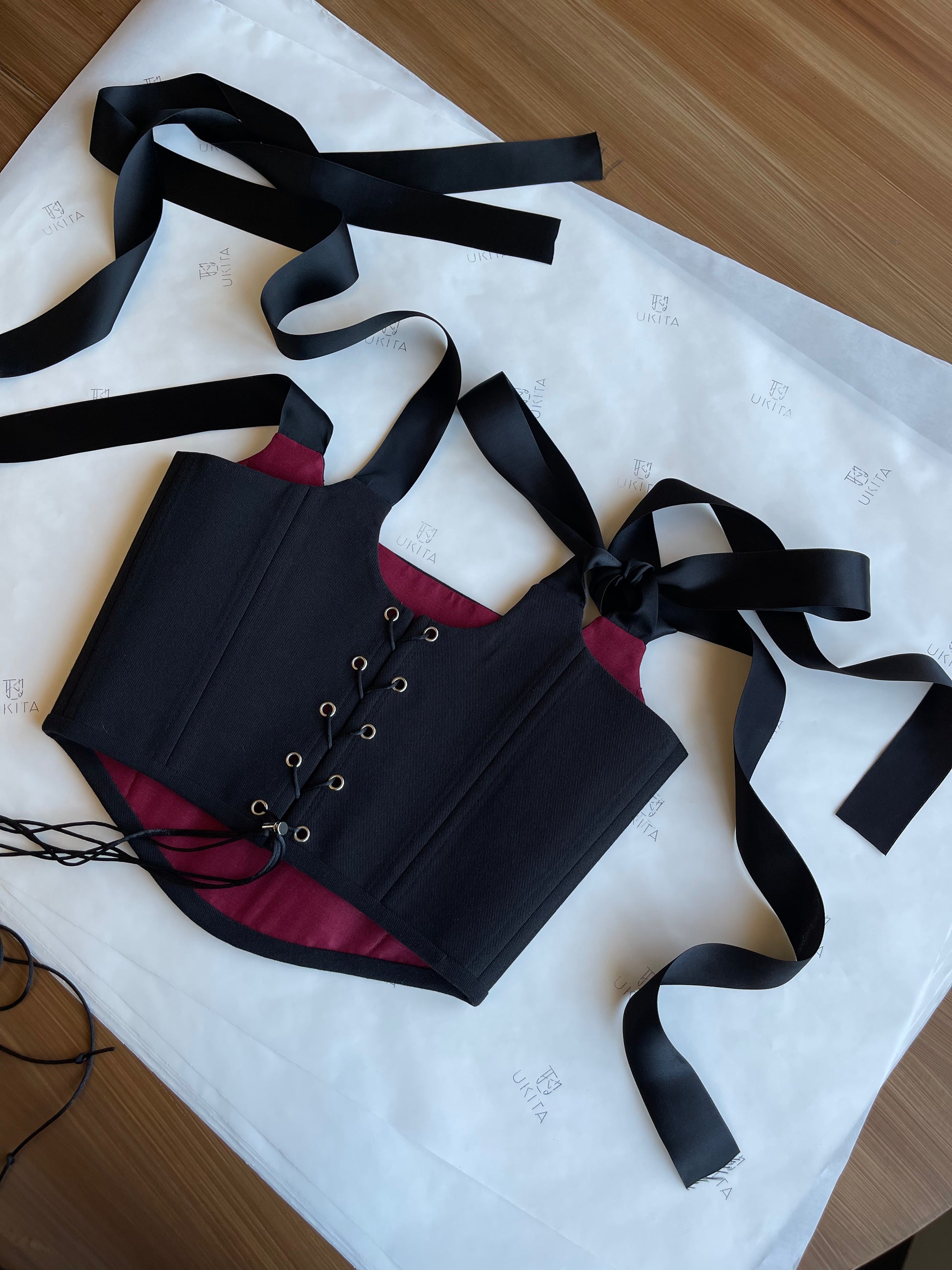 CORSETTO BURBERRY BLACK - U K I T A