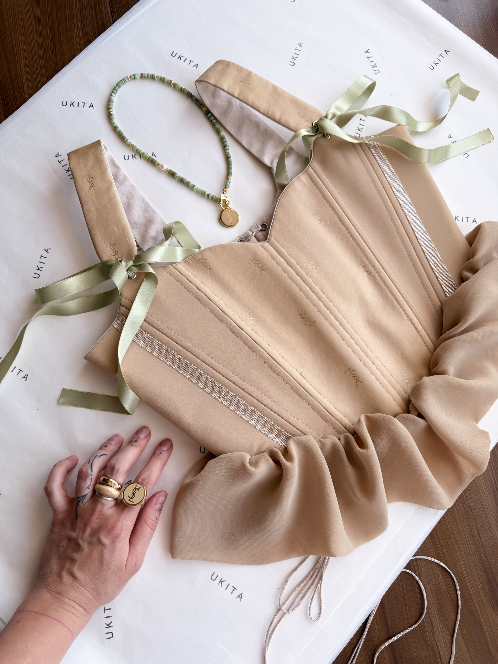 CORSETTO SETA - U K I T A