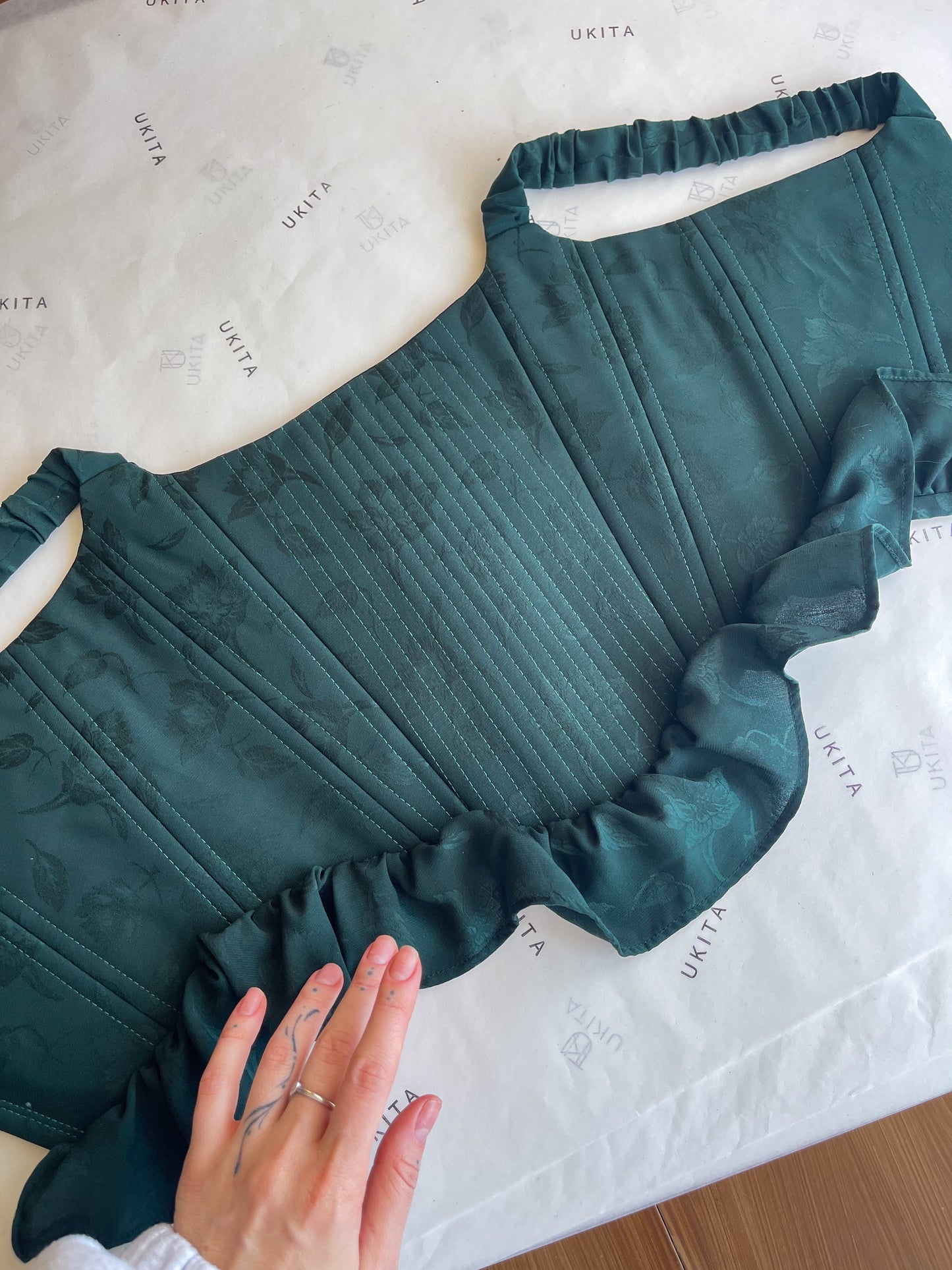 CORSETTO GREEN - U K I T A