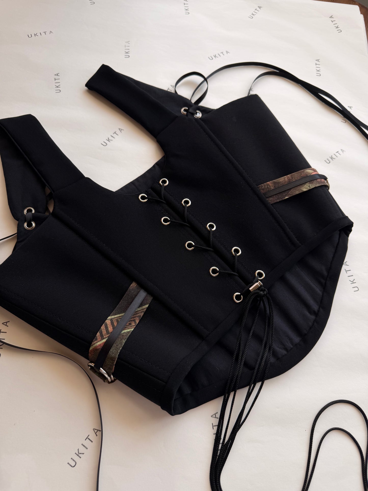 CORSETTO BLACK - U K I T A